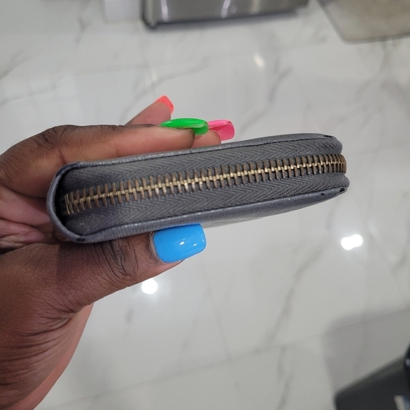 🔹️FENDI🔹️ long continental zip around grey wallet ✨️🩶 - Picture 11 of 12